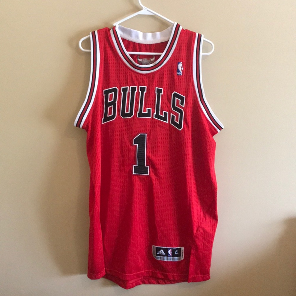Derrick Rose Bulls Jersey
